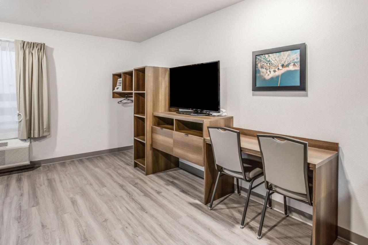 Woodspring Suites Detroit Farmington Hills Kültér fotó