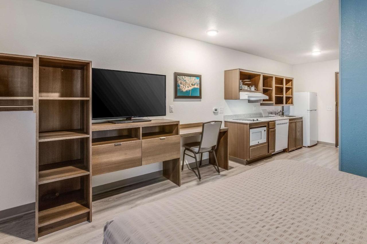 Woodspring Suites Detroit Farmington Hills Kültér fotó