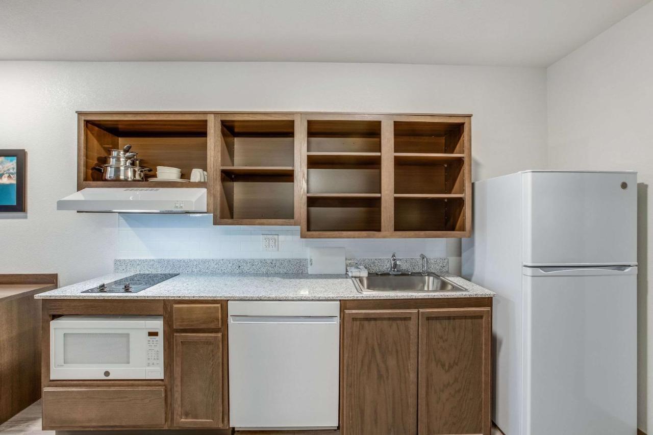 Woodspring Suites Detroit Farmington Hills Kültér fotó
