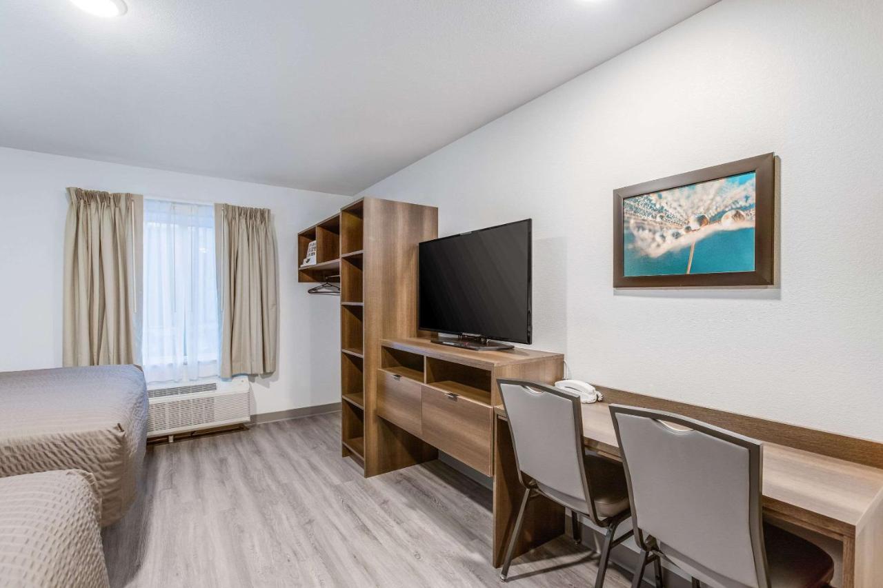 Woodspring Suites Detroit Farmington Hills Kültér fotó