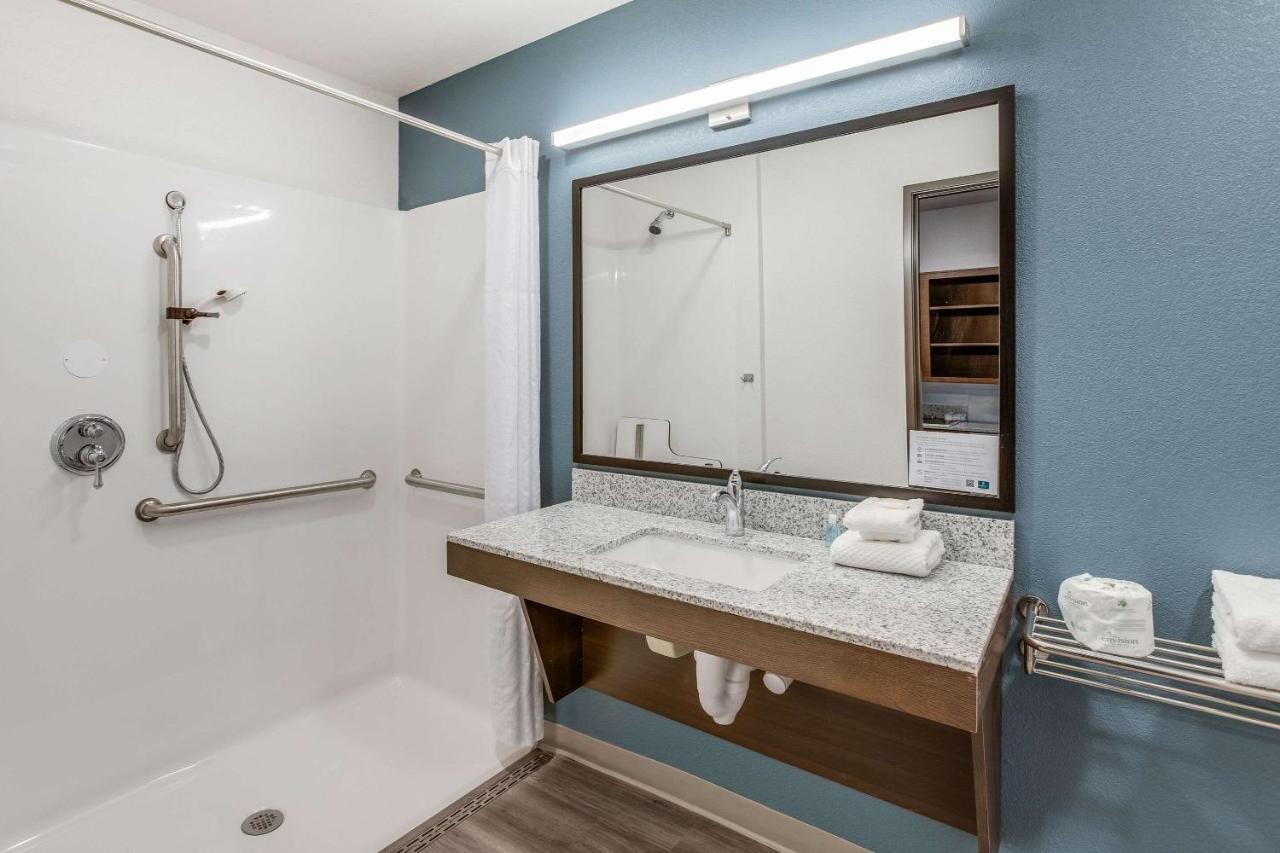Woodspring Suites Detroit Farmington Hills Kültér fotó
