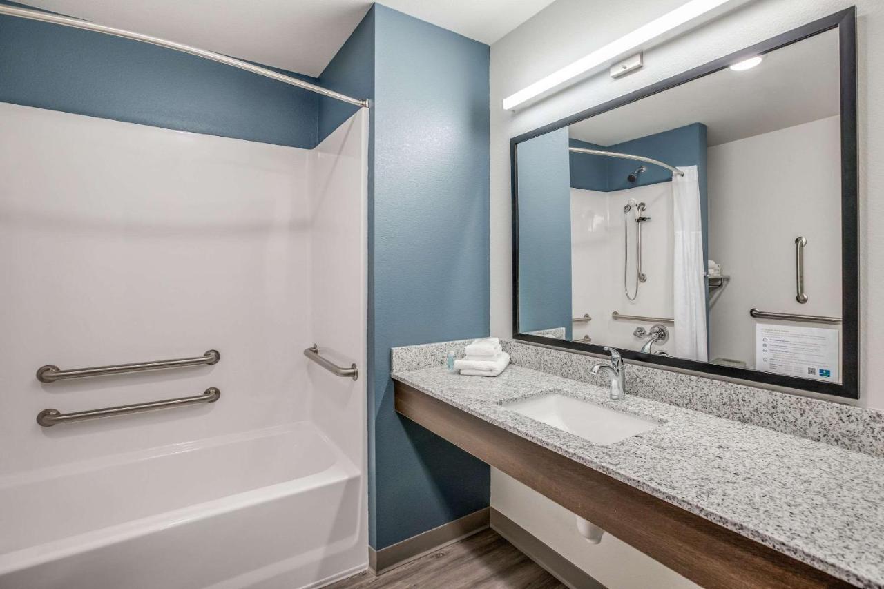 Woodspring Suites Detroit Farmington Hills Kültér fotó